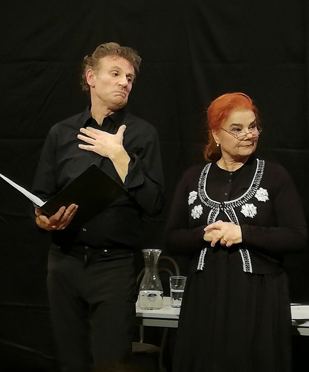 Brigitte Schönsleben-Thiery und Wolfgang Lesky brachten mit ihrer szenischen Lesung von Karl Valentin und Liesl Karlstadt das Publikum zum Lachen